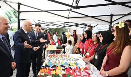 Diyarbakır Valisi Zorluoğlu Çermik kitap fuarını ziyaret etti