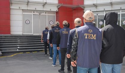 17 ilde FETÖ operasyonu: Gözaltılar var