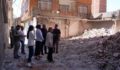 Diyarbakır Eşbaşkanları metruk yapıları inceledi