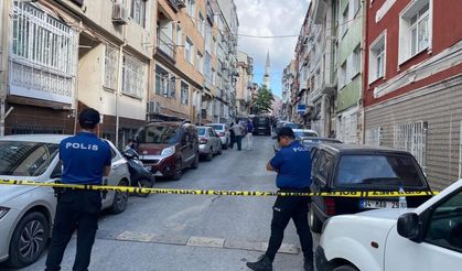 Eşini ve çocuğunu öldürdü sonra intihar etti