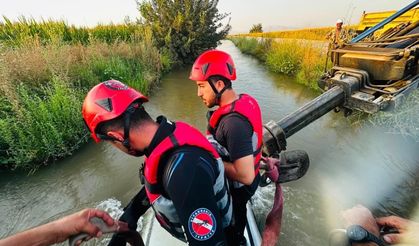 Diyarbakır’da otomobil su kanalına uçtu