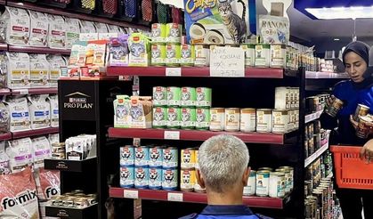 Diyarbakır’da petshopta skandal: 372 tarihi geçmiş ürün bulundu