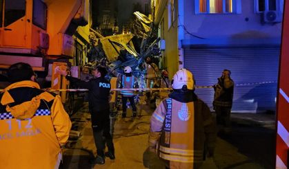 İstanbul’da 5 katlı bina çöktü: Ekipler seferber oldu