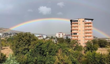 Diyarbakır’da görsel şölen: Gökkuşağı büyüledi