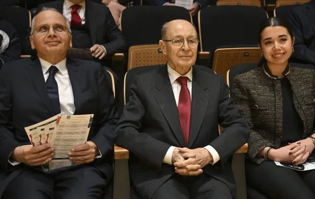 Uzun süre sonra bir ilk: Ahmet Necdet Sezer o konserde görüntülendi