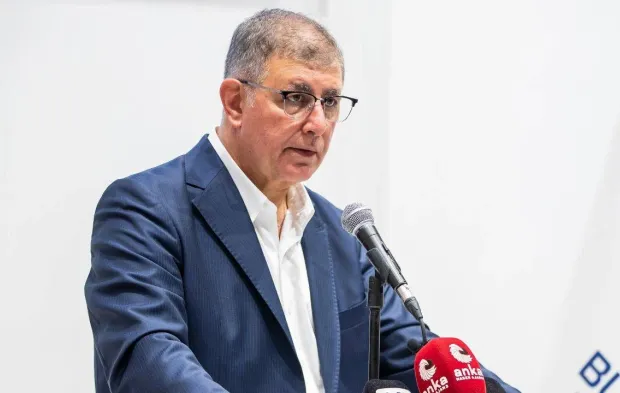 Cemil Tugay, AK Parti'ye Geçiyor