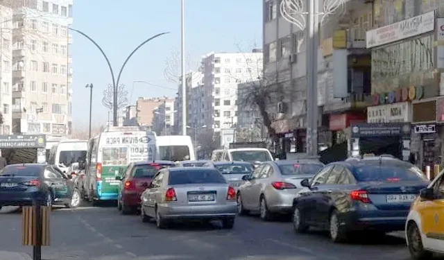 Diyarbakır'ın trafik sorunu her geçen gün büyüyor