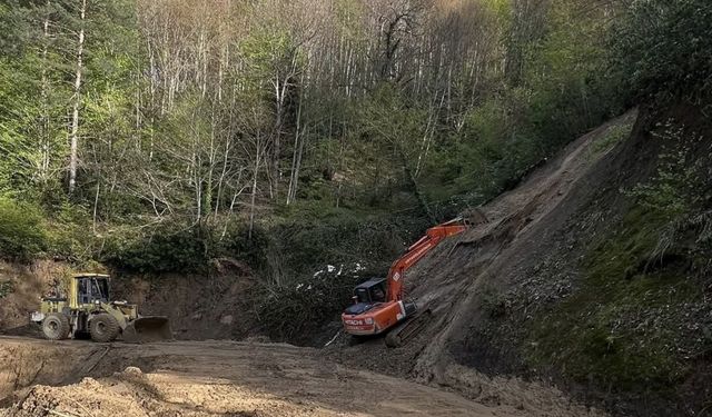 5 köyde heyelan meydana geldi