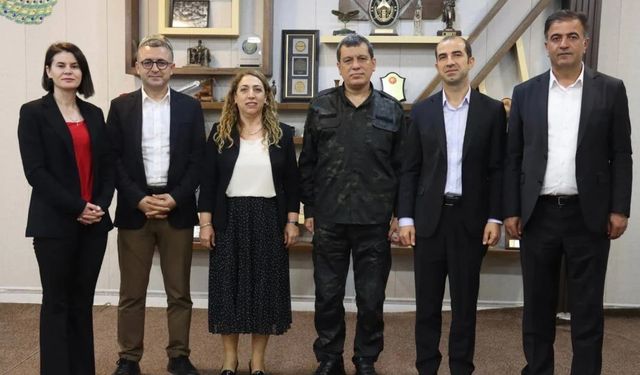 DEM Parti heyeti, SGD Komutanı Abdi ile görüştü