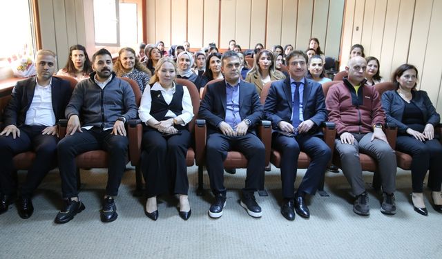 Diyarbakır’da Ebelik eğitim programı düzenlendi