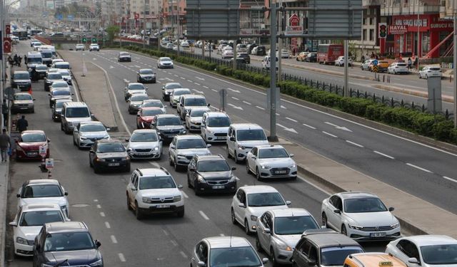 Temmuzda trafiğe rekor araç kaydı