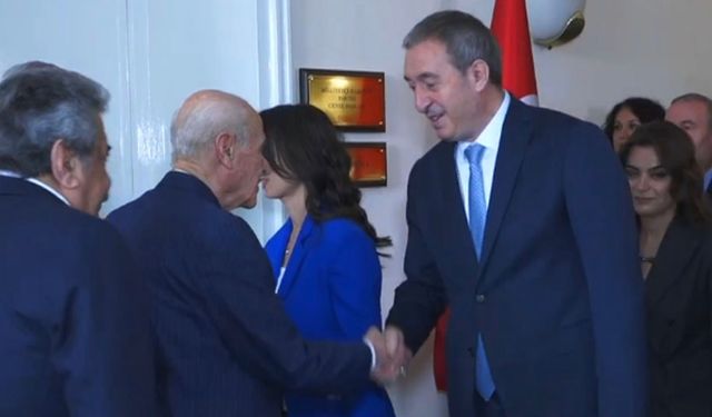 DEM Parti heyeti, MHP'yi ziyaret ediyor