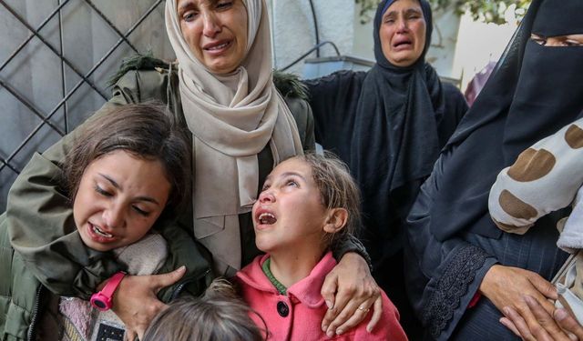 Gazze'de "Bir nesil yok ediliyor"