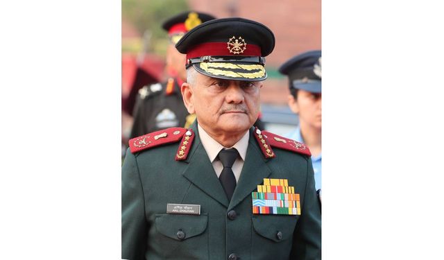Hindistan, Pakistan'ın Hint uçaklarını düşürdüğünü ilk kez doğruladı