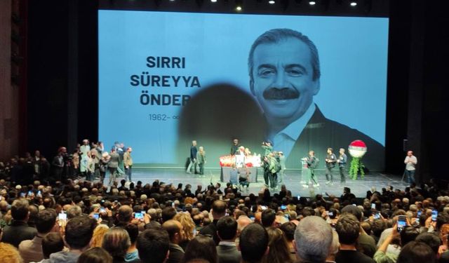 Sırrı Süreyya Önder için cenaze töreni düzenleniyor