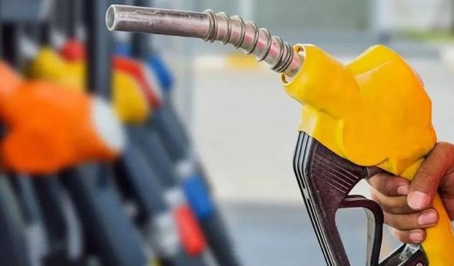 Benzine indirim mi geliyor?