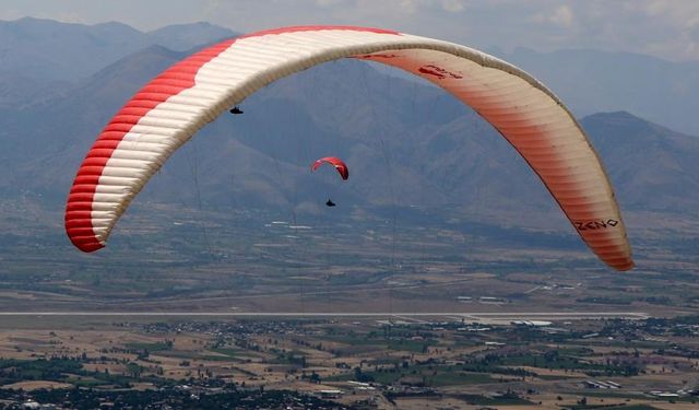 Erzincan semalarında evlilik teklifi