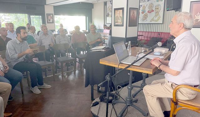 Prof. Dr. Halil Değertekin’den ‘İmza ve Söyleşi’