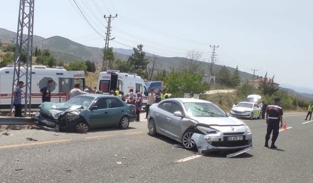 Elazığ’da trafik kazası: Yaralılar var