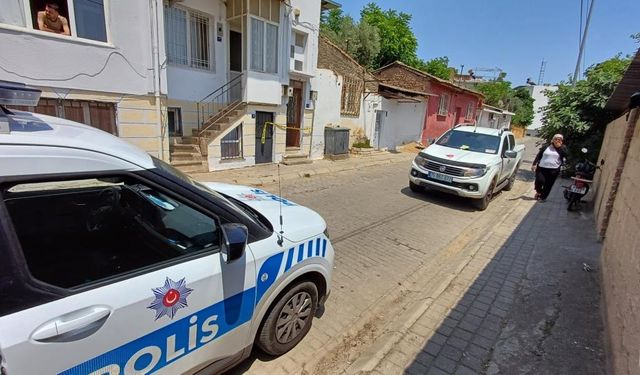 Yaşlı adam evinde ölü bulundu