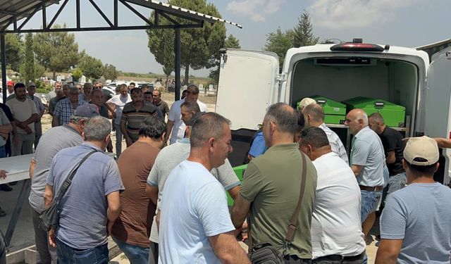 Baba ve kızları yan yana defnedildi