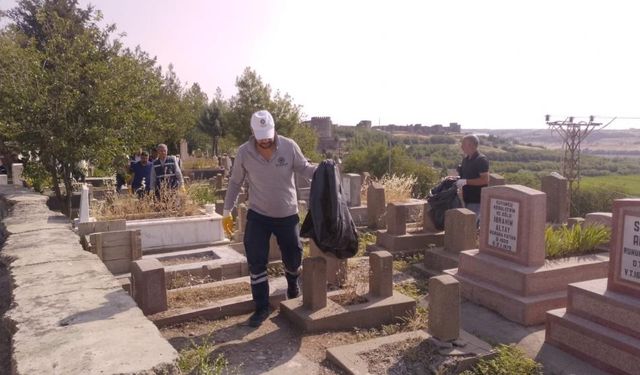 Diyarbakır'da mezarlıklar için özel mesai