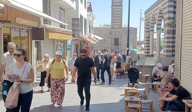 Diyarbakır'da barış iklimi turizmi canlandırdı