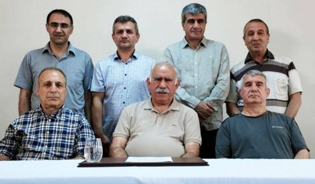 Öcalan'dan yeni fotoğraf ve tarihi çağrı