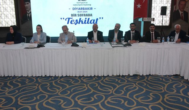 AK Parti'den Diyarbakır'da dikkat çeken buluşma