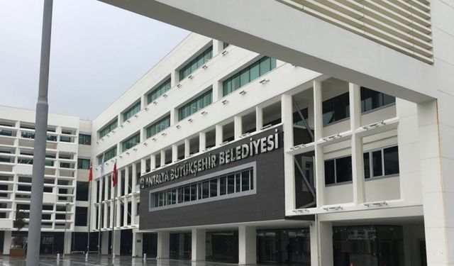 Antalya Büyükşehir Belediyesi'ne yeni rüşvet operasyonu