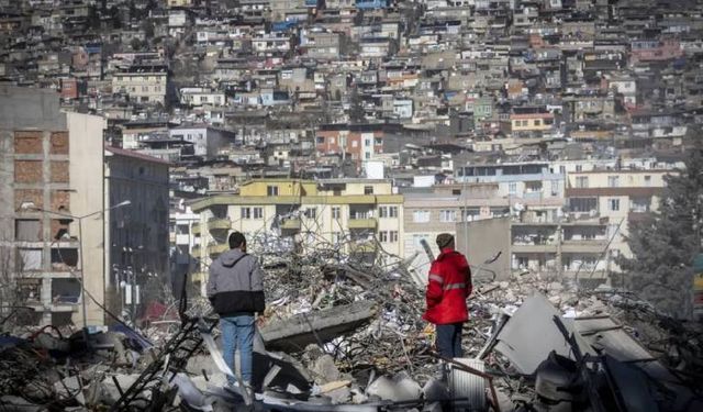 Google, 6 Şubat depremleriyle ilgili uyarı skandalını kabul etti