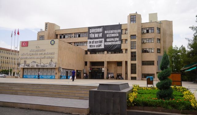 Diyarbakır Büyükşehir Belediyesi’nde neler oluyor?