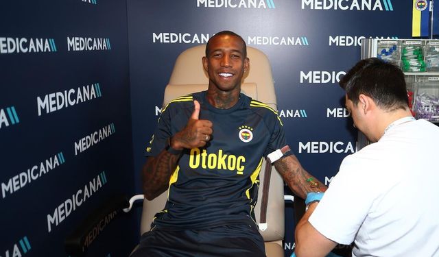Fenerbahçe'de sağlık kontrollerinden geçti