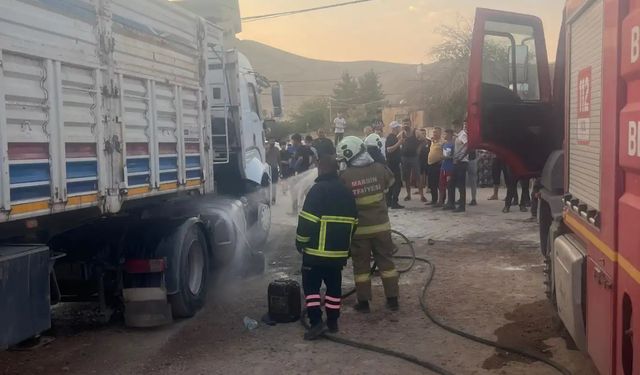 Tırın yakıt deposundaki patlama can aldı