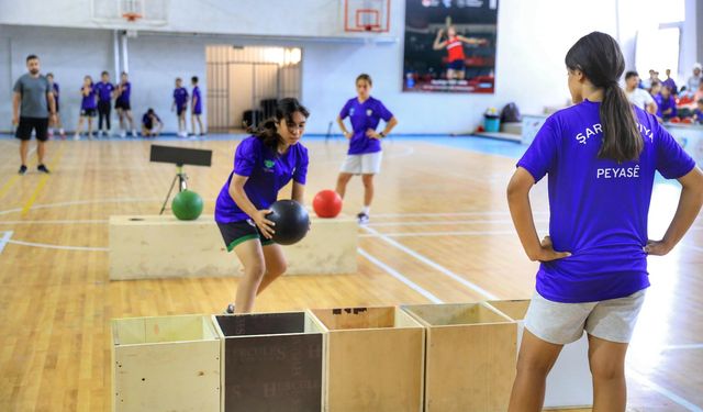 Diyarbakır’da spor kurslarına katılan öğrencilerden büyük başarı
