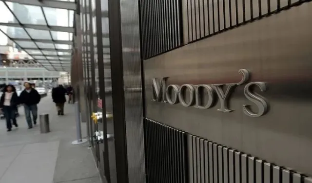 Moody's Türkiye'nin kredi notunu yükseltti