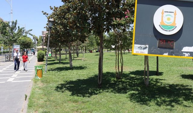 Termometreler 51 dereceyi gösterdi; Cadde ve sokaklar boşaldı