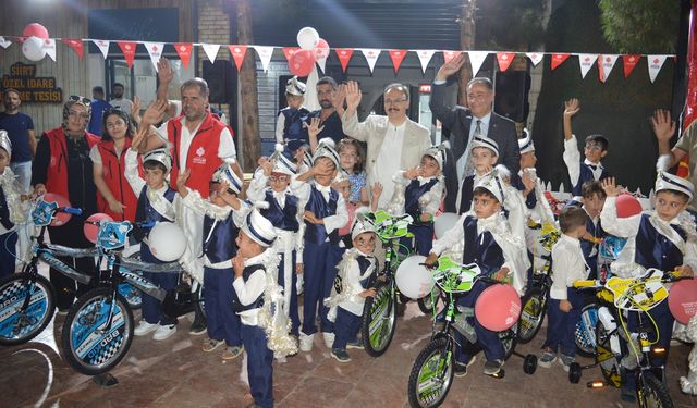 Geleneksel sünnet şöleninde 26 çocuk sünnet edildi