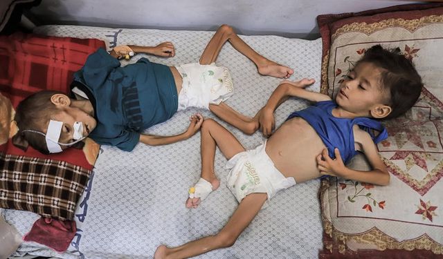 Gazze’de 18 binden fazla çocuk ölümle burun buruna