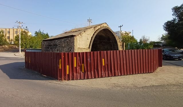 Diyarbakır’da 400 yıllık tarih çürüyor!