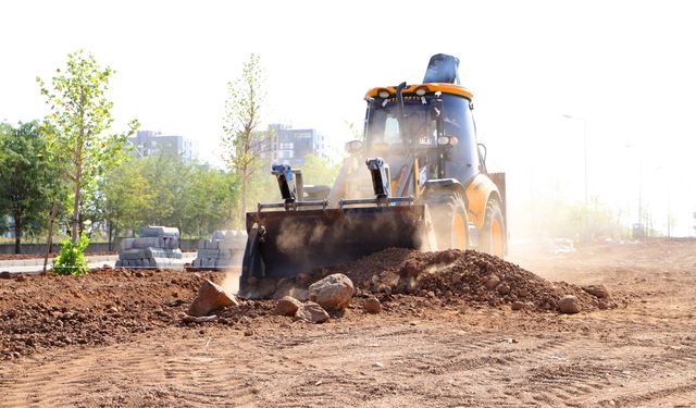 Diyarbakır’da Tıbbi ve aromatik bahçede çalışmalar hızlandı
