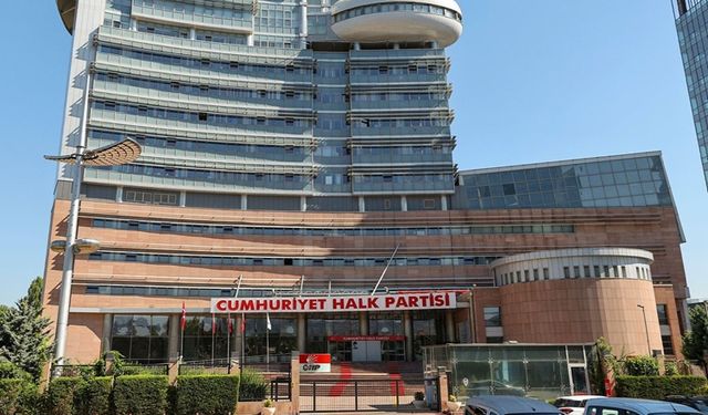 CHP'nin Ataşehir, Esenyurt ve Sarıyer ilçe kongreleri durduruldu