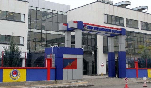 Diyarbakır TED Koleji’nde ‘Tek Dil Türkçe’ fermanı tepki topladı
