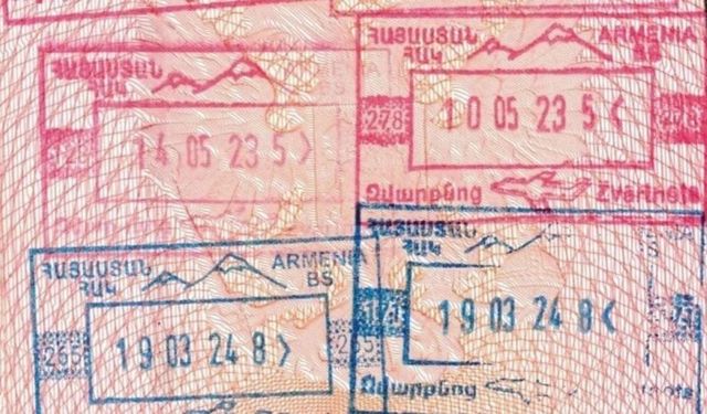 Ermenistan pasaport damgasından Ağrı Dağı'nı çıkarıyor