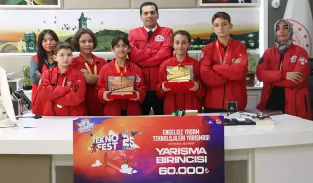 TEKNOFEST birincisi Diyarbakırlı öğrenciler, aldıkları ödülün bir kısmını bağışladı