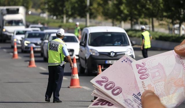 Trafik cezalarında rekor artış; Ehliyetsiz araç kullananlar servet ödeyecek; 2025 Trafik Cezaları Listesi