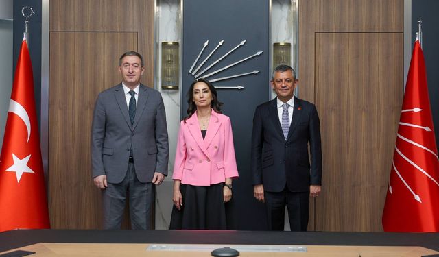 DEM Parti’den, CHP'ye destek ziyareti