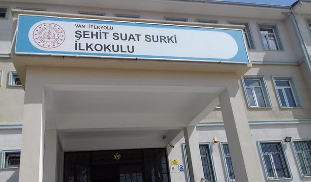 Okulda bıçaklı saldırı: 1’i ağır 2 öğretmen yaralandı