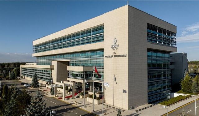 AYM’den 16 parti için kritik karar: İki parti hakkında suç duyurusu!