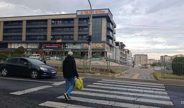Diyarbakır’da yaya ışıkları çalışmıyor: Vatandaşlar ölümle burun buruna